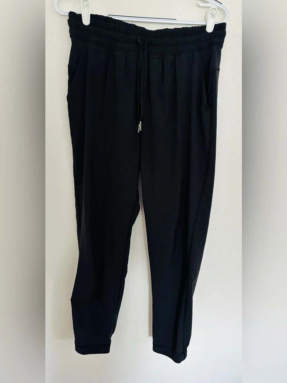 Lululemon Black Pant Woven Black Size Small Drawstring Travel Joggers Size 4